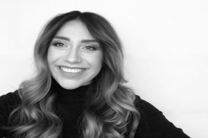 Karla Vega, especialista en pieles doradas y en maquillajes naturales