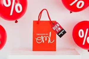Logo de Sneakers BY EML, espacio con modelos clásicos y últimas novedades en zapatos de marcas exclusivas