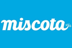 Tiendas de juguetes para perros - Logo de Miscota, tienda con productos clásicos como huesos de goma hasta innovadores juguetes interactivos para perros