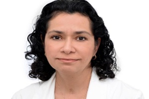 Foto de la Dra. Rosalba Vázquez Moreno, una de las gastroenterólogas más destacadas en la Ciudad de México