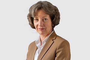Dra. Elena Fernández del Valle Larsen