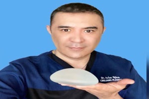 Dr. Iván Silva Arellano