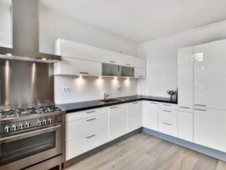 Fabricantes de cocina - Mobiliario de una cocina elegante y moderna diseñada por los mejores fabricantes de cocina en CDMX