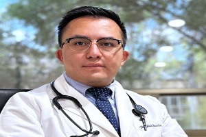 Dr. Efraín Camarín Sánchez