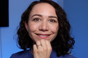 Mejores cirujanos capilares CDMX - Dra. Martha Gabriela Contreras Moreno
