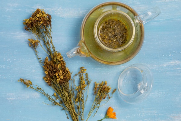Té de valeriana que ayuda a relajar y conciliar un sueño profundo