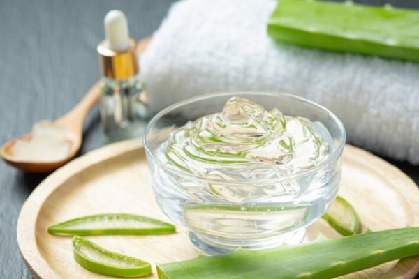 Recipiente con gel de aloe vera